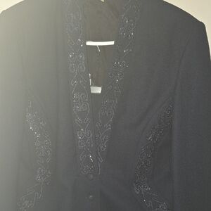 Chic Black Embroidered Women's Blazer